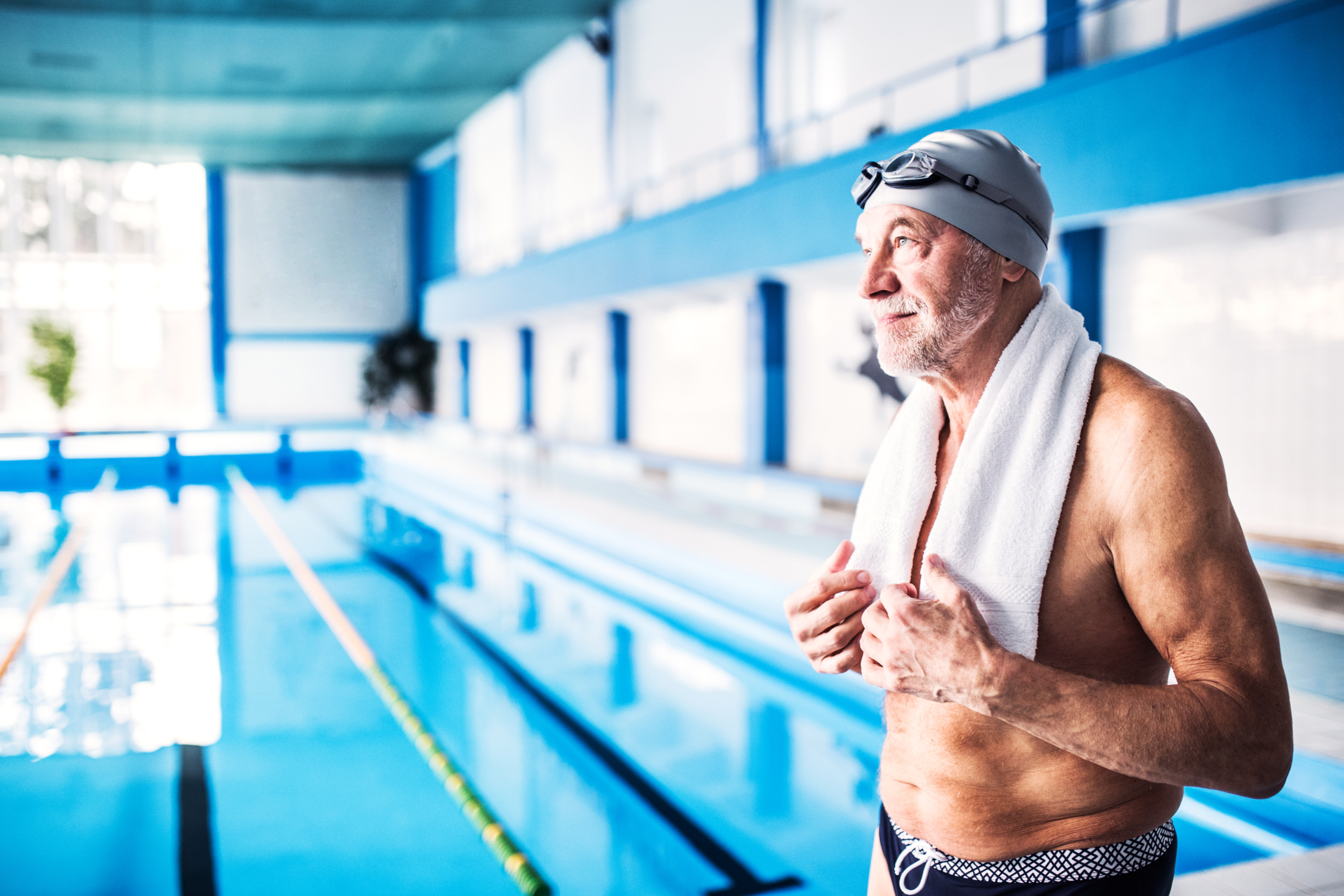 Nog geen zwemmen voor ouderen: lockdown gevolgen beweeggedrag ouderen