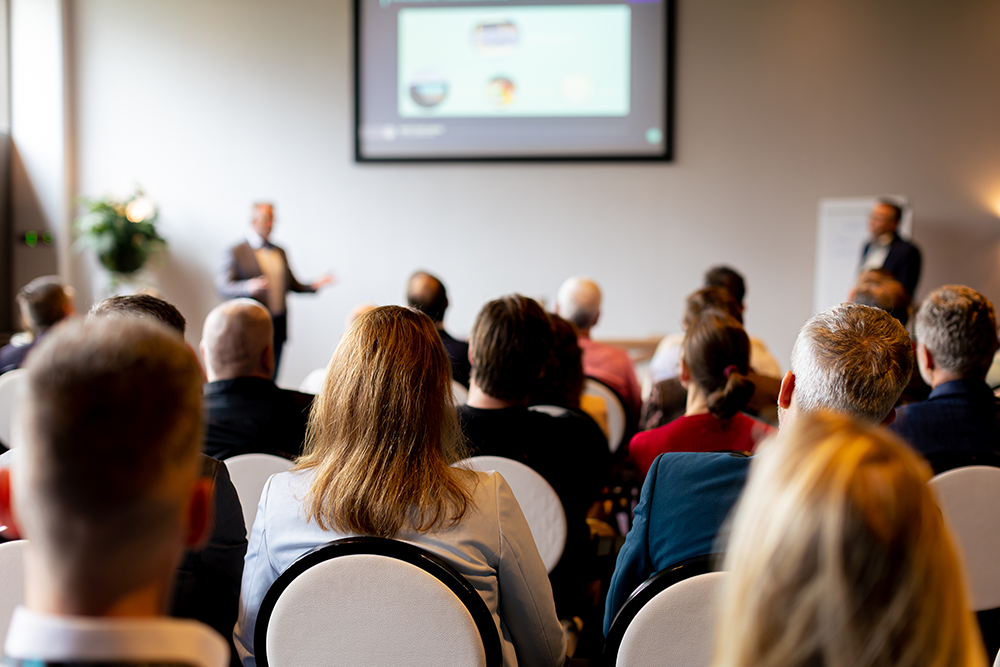 Kennissessie ZwembadBranche Congres: ‘Capaciteitsgebrek op het stroomnetwerk’
