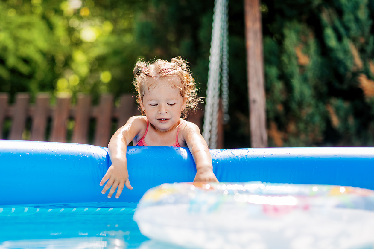 Kinderen verdrinken snel en geruisloos: de 4 van Veilig in en om water