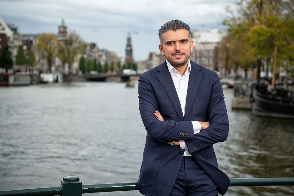 Amsterdam investeert in zwemvaardigheid, ontmoeting en duurzame zwembaden
