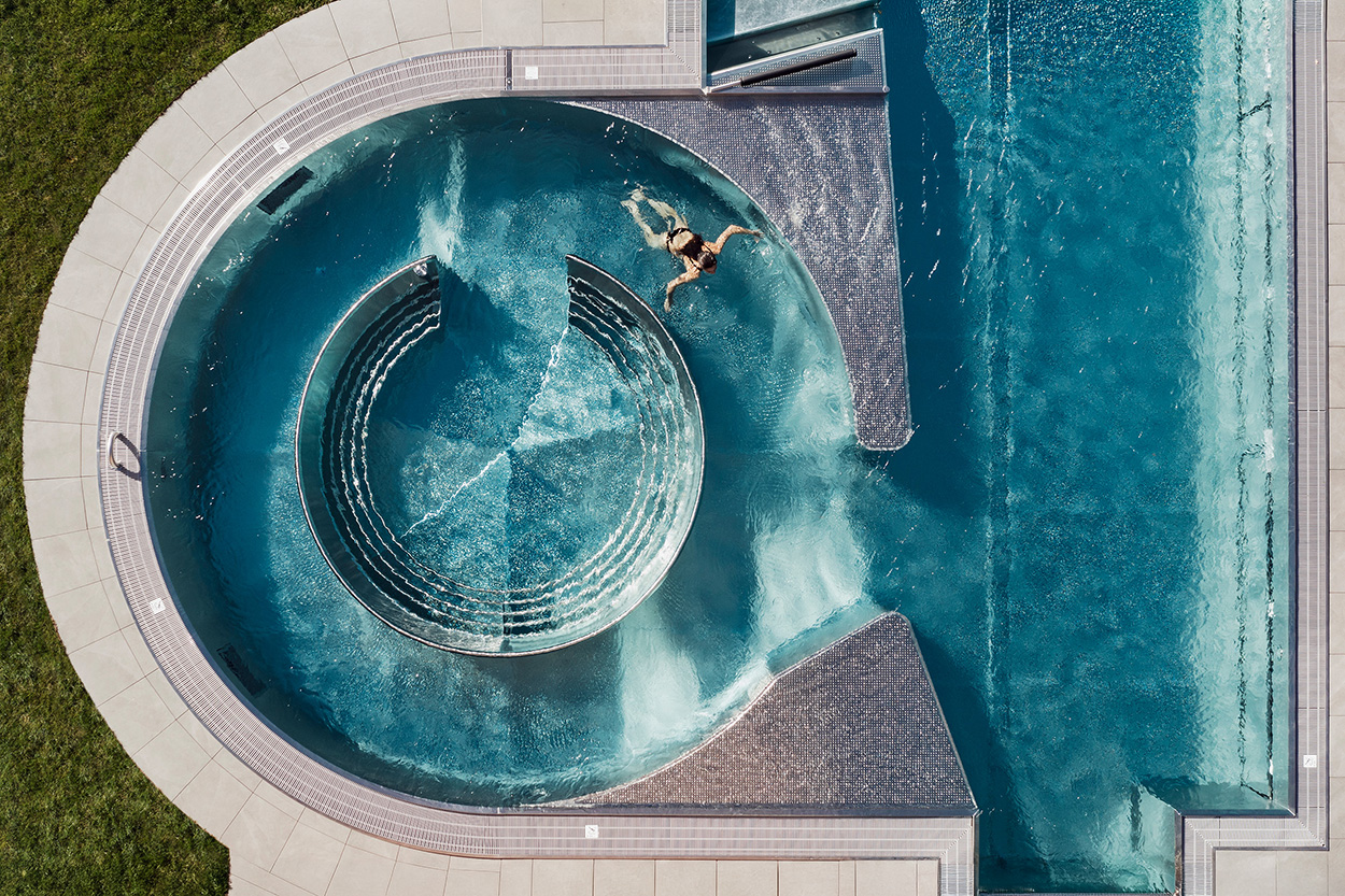 Ultiem plezier voor jong en oud, perfect voor een wildwaterbaan: HydroStar PRO